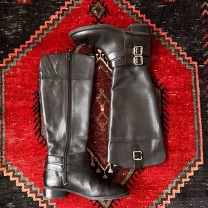 Black Knee-High Leather Boots with Buckles